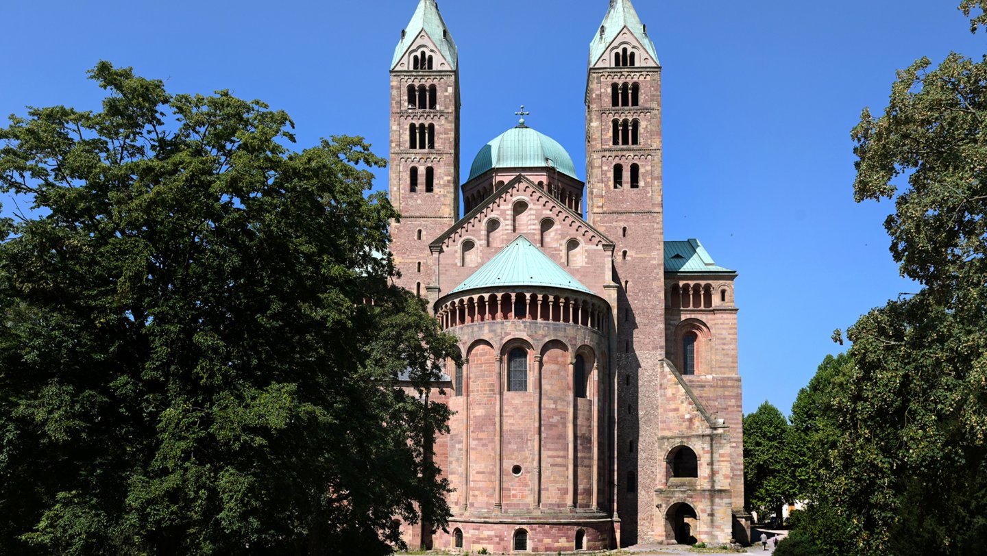 Dom zu Speyer, Ostseite, Ansicht auf die Apsis und die Osttürme