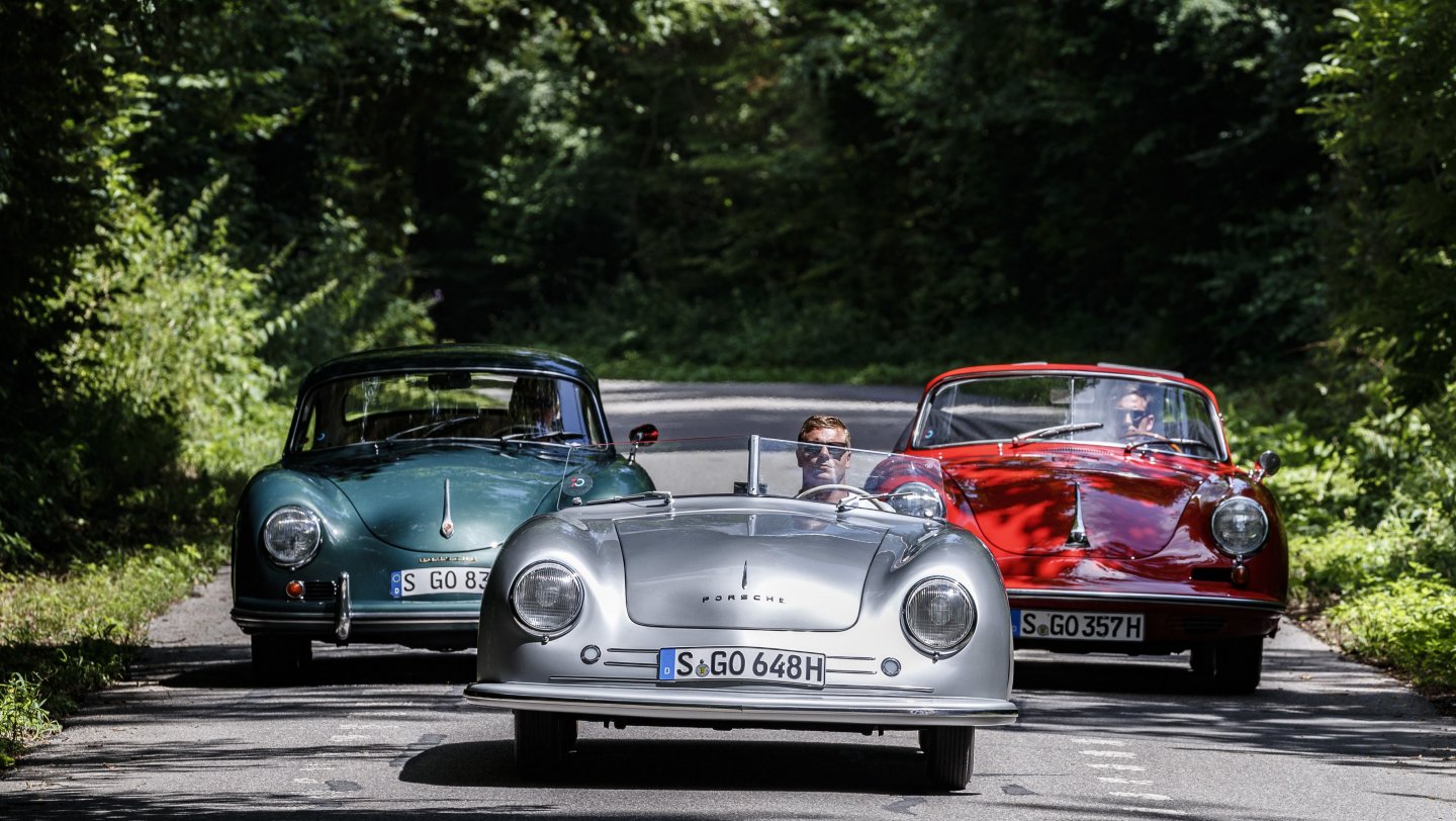 Porsche 356 A 1600 Coupé (1956), Porsche 356 Nr.1 Roadster (1948), Porsche 356 B 2000 GS Carrera 2 Cabriolet (1962), l-r, Bern, 2018, Porsche AG