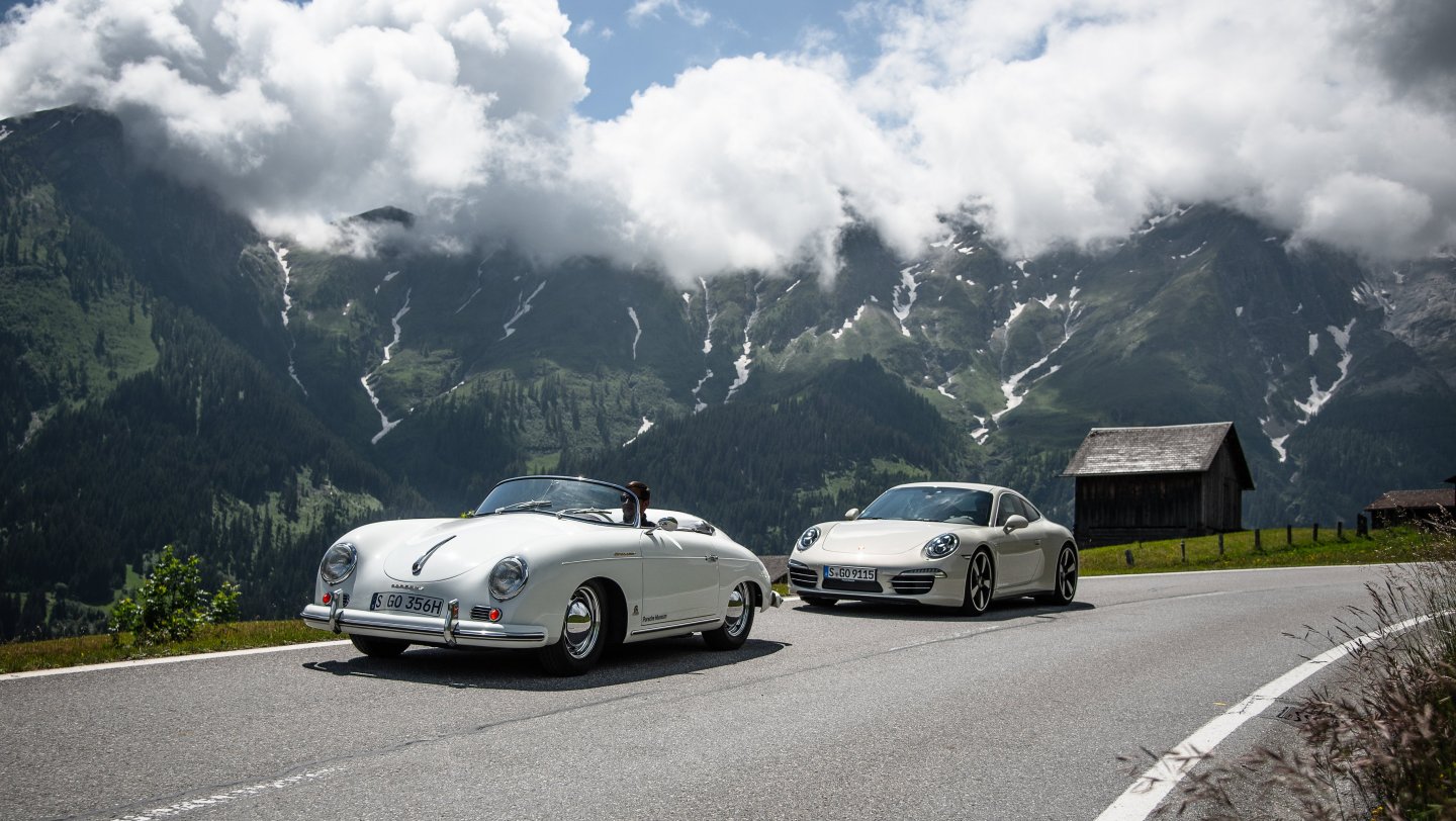 Porsche 356 1500 Speedster (1955), Porsche 911 (991) Carrera Coupé Sondermodell «50 Jahre Porsche 911» (2013), Schweiz, 2018, Porsche AG
