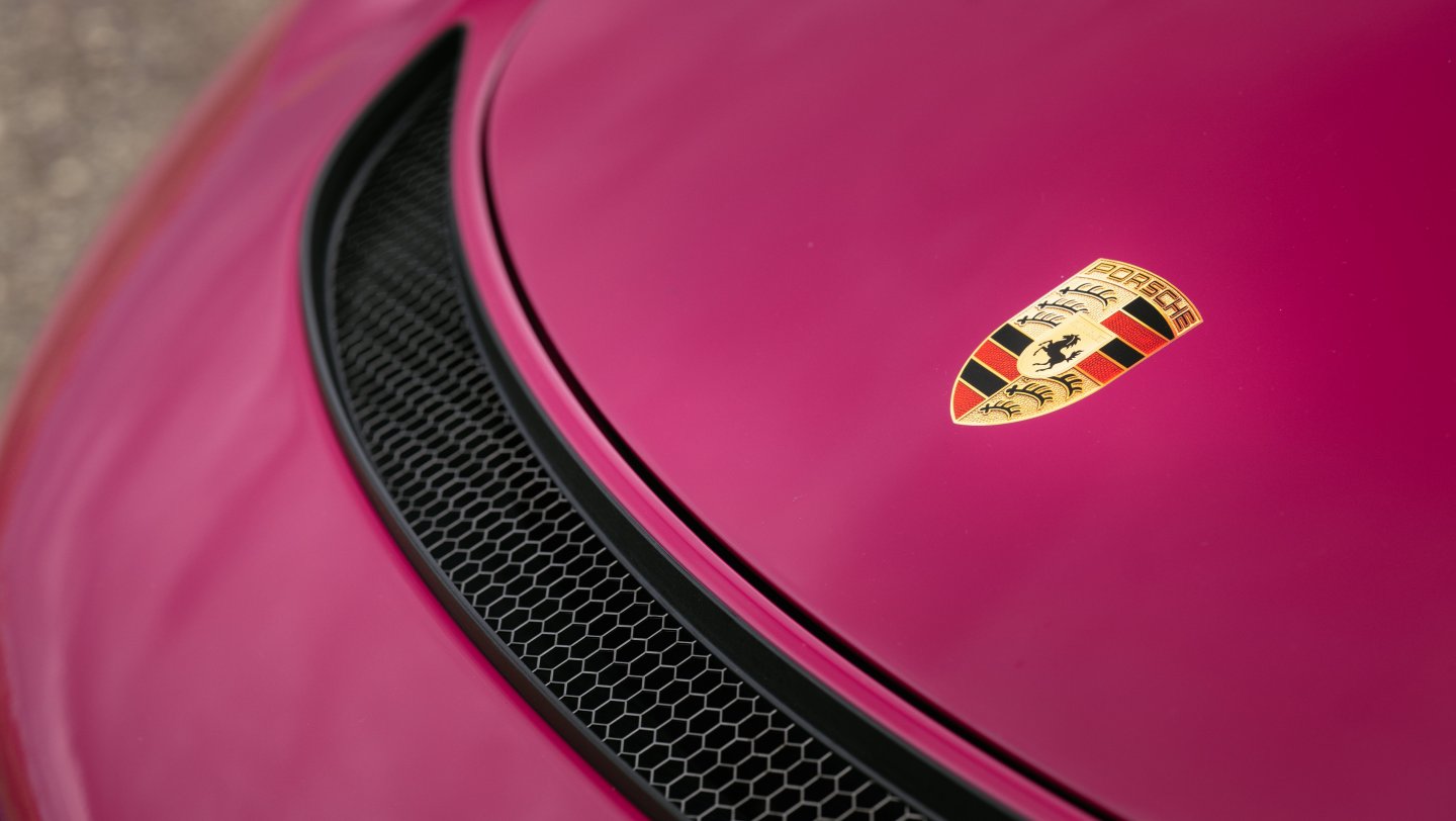 Porsche 718 Spyder RS - sternrubin neo