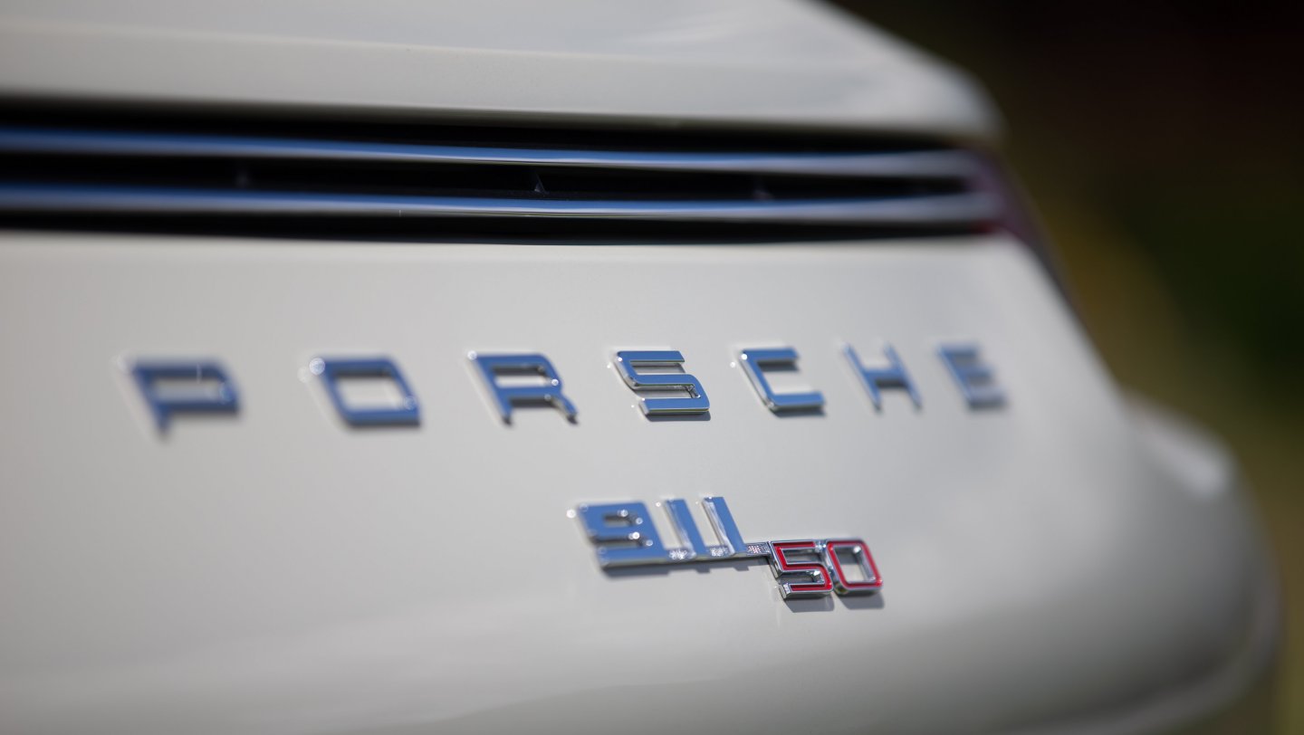 Porsche 911 (991) Carrera Coupé Sondermodell «50 Jahre Porsche 911» (2013), Schweiz, 2018, Porsche AG