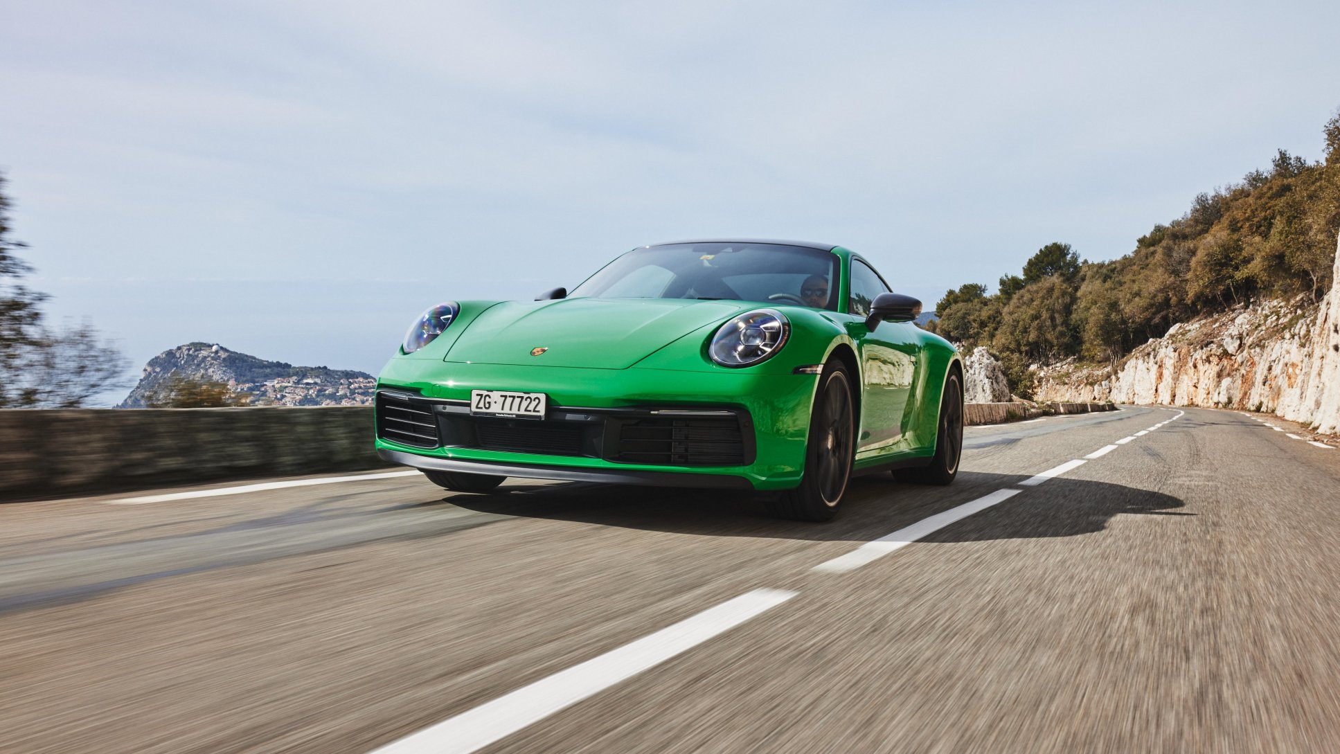 The new Porsche 911 S/T - Porsche Newsroom