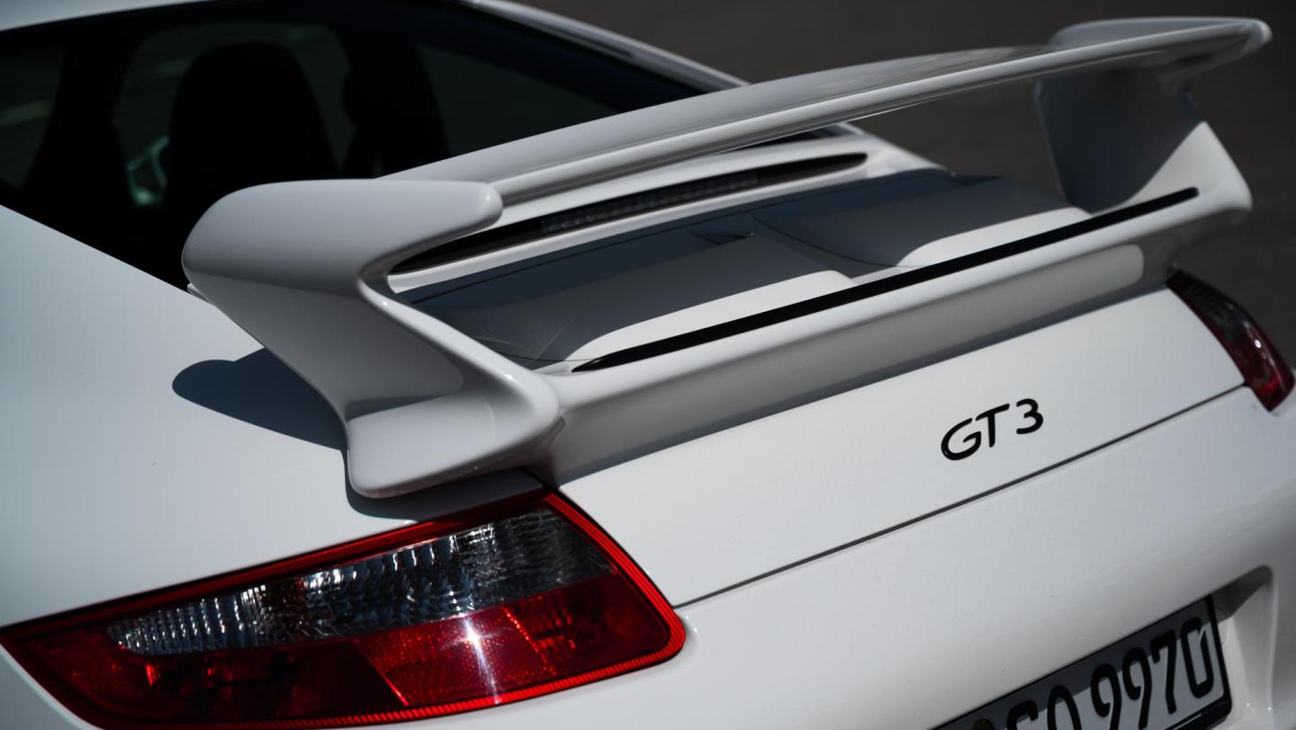 911 GT3 (997.1, 2006 - 2008) - carraraweissmetallic - 20 Jahre 911 GT3 - Schweiz - Alpenpässe - 2019