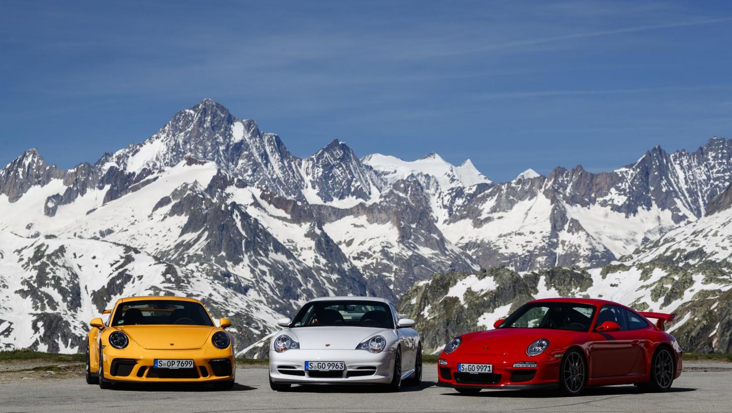 Drei 911 GT3 (996.2, 997.2, 991.2) - racinggelb - indischrot - carraraweissmetallic - Bugteil - Bugspoiler - Scheinwerfer - Schweiz - 2019