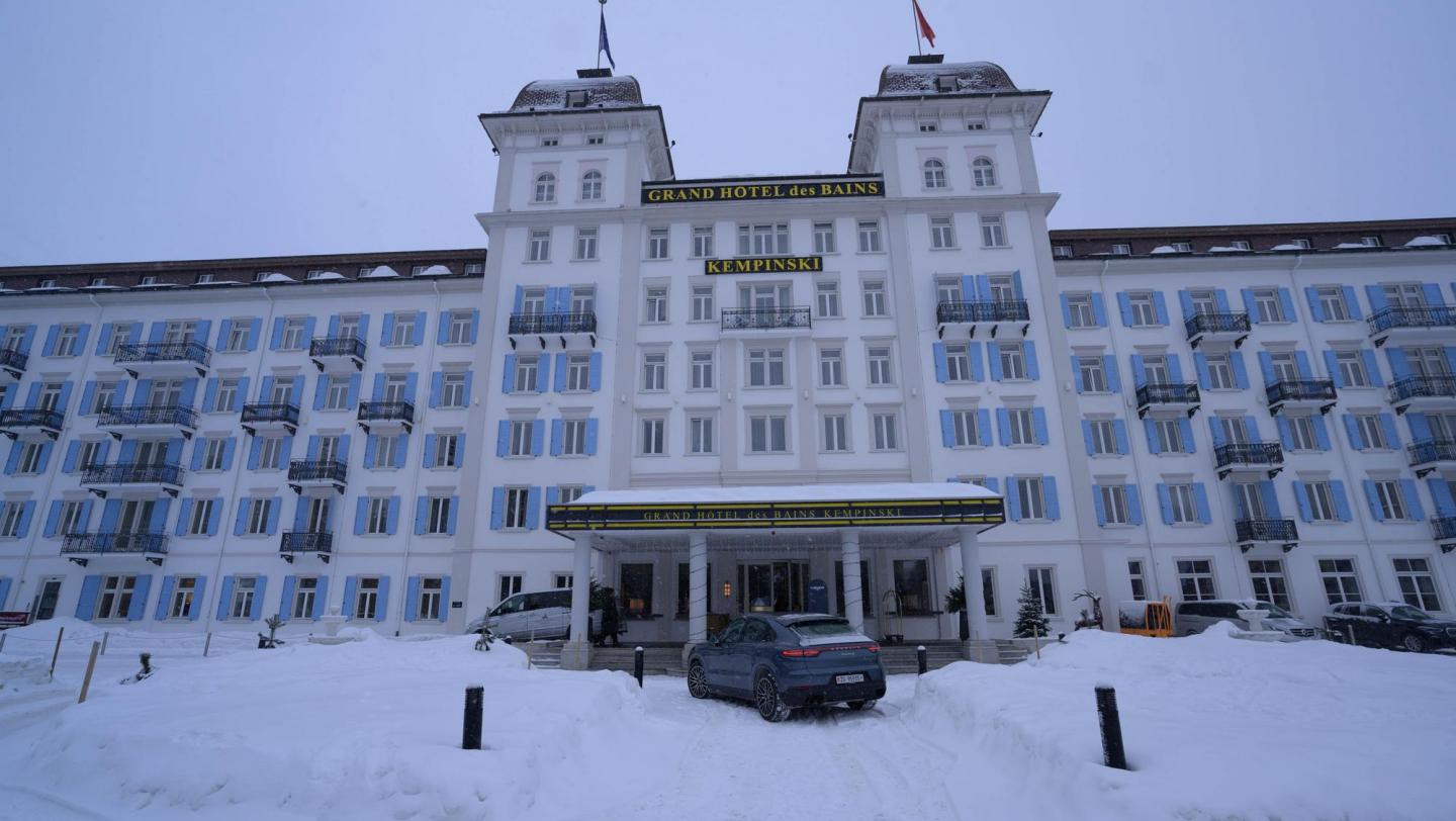 Cayenne S Coupé - quarzitgraumetallic - Gourmet Festival St. Moritz 2020