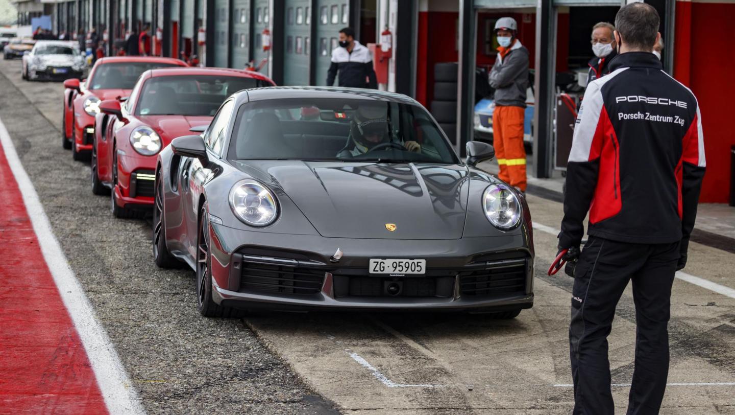 Porsche Track Experience  - 911 Turbo S - achatgraumetallic - 911 Gruppe - Introduction Racetrack - Misano (I) - 2020