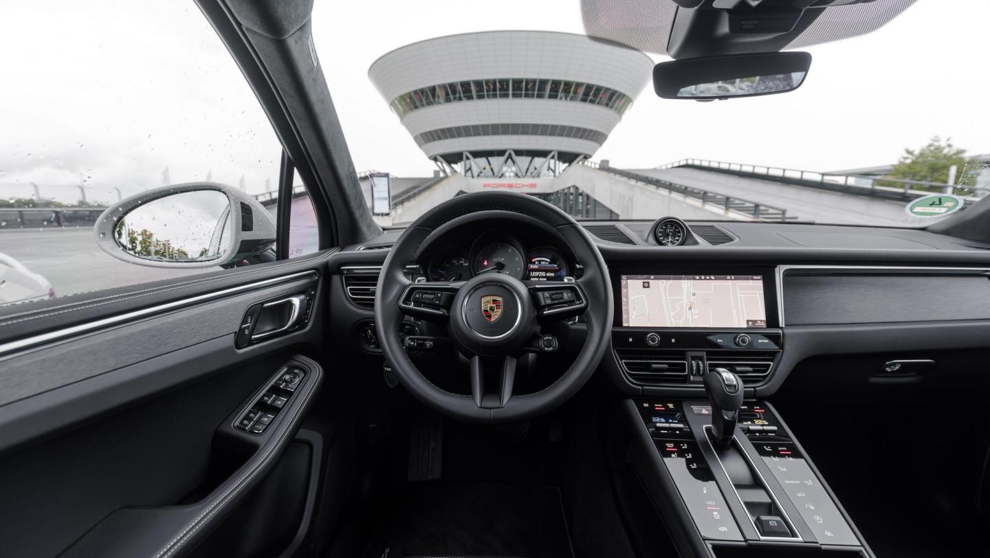 Macan GTS, Leipzig, 2021, Cockpit