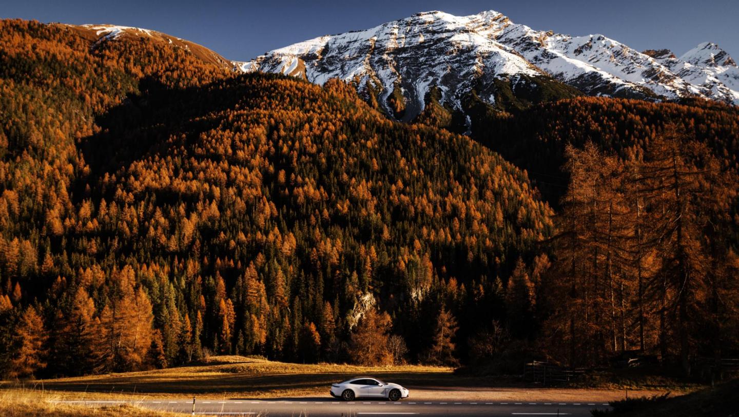 Taycan Turbo S, Switzerland, 2021, Porsche Schweiz AG