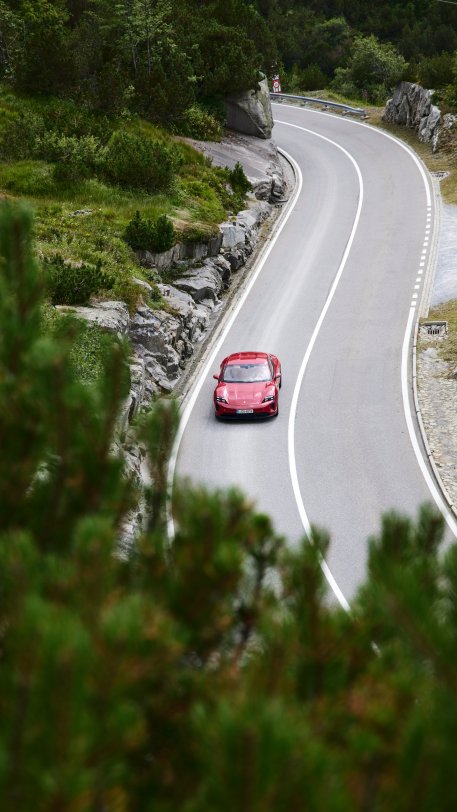 Taycan InnoDrive Challenge, Grimselpass, Schweiz,  2023, Porsche Schweiz AG