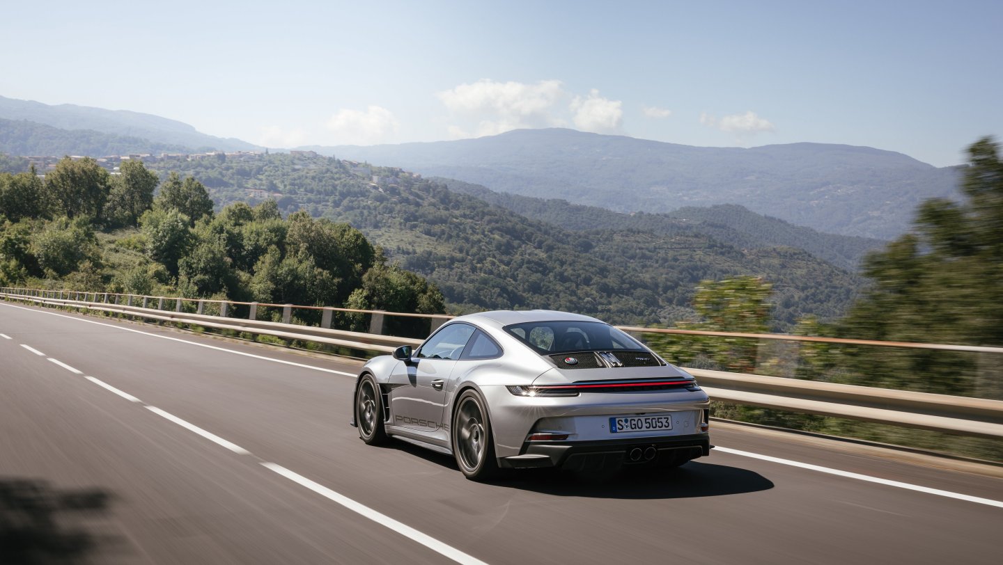 911 S/T, Media Drive Calabria, 2023, Porsche AG