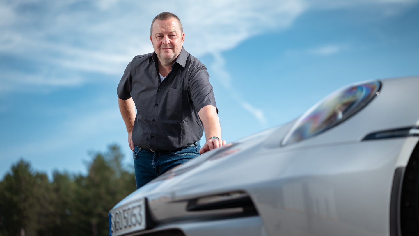 Holger Bartels, Chief Engineer vehicle performance, Calabria, 2023, Porsche AG