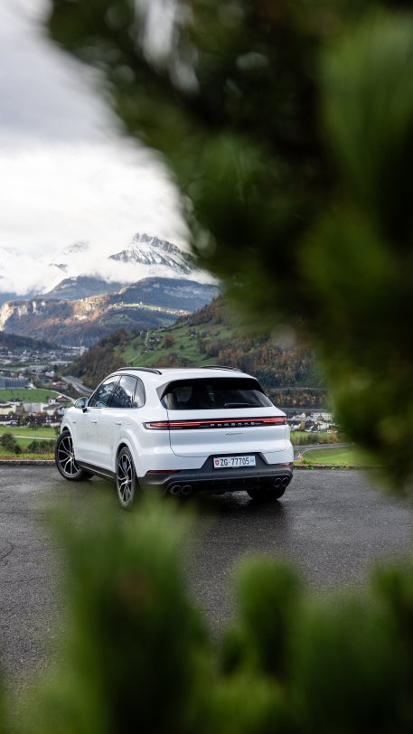 Porsche Cayenne E-Hybrid, Schwyz, 2023, Porsche Schweiz AG