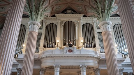 Porsche presents the Organ Festival Week in the Nikolaikirche 