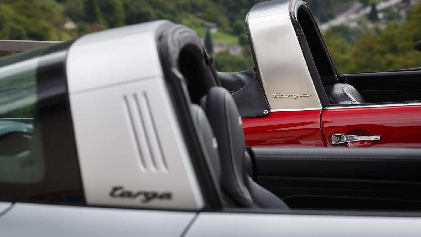50 Jahre Porsche 911 Targa - Gruppe Targa - Vier Generationen - silber  - Bügel -offen - karminrot - Tessin - Sommer - 2015